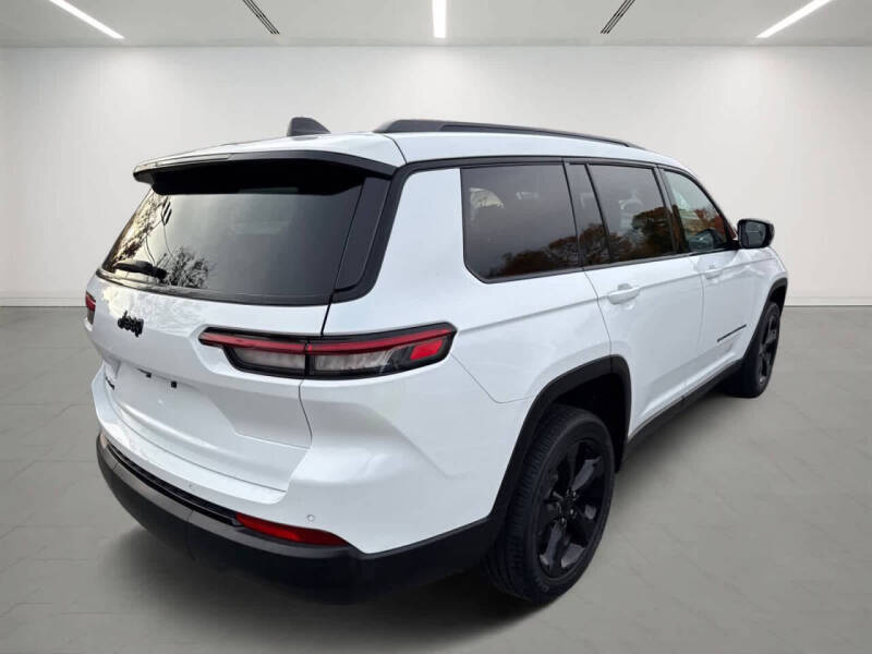 2022 Jeep Grand Cherokee L Altitude