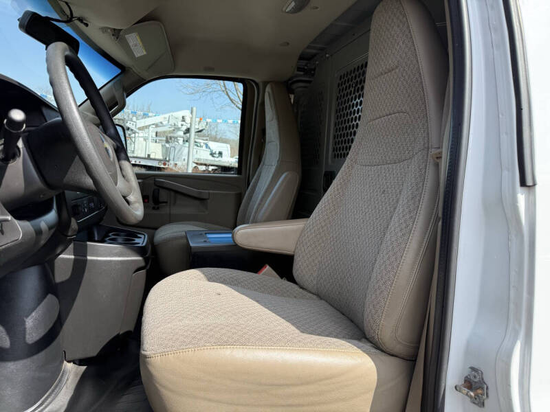 2019 Chevrolet Express 2500