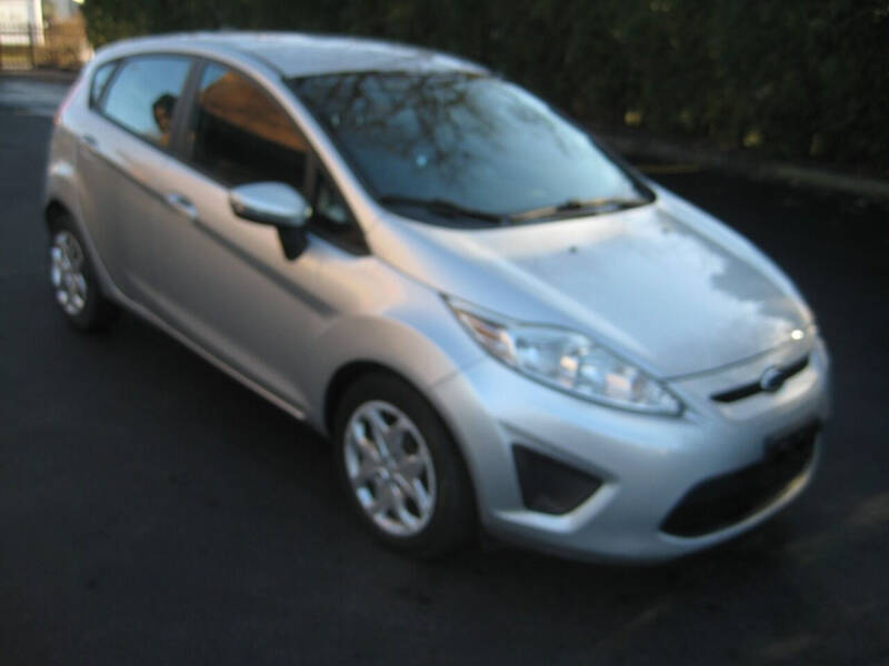 2013 Ford Fiesta for sale at Top Choice Auto Inc in Massapequa Park NY