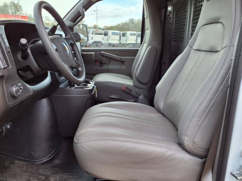 2024 Chevrolet Express 2500