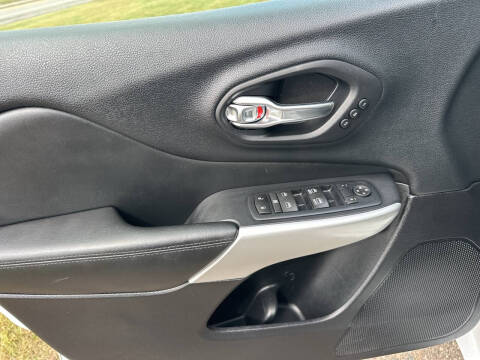 2017 Jeep Cherokee Overland