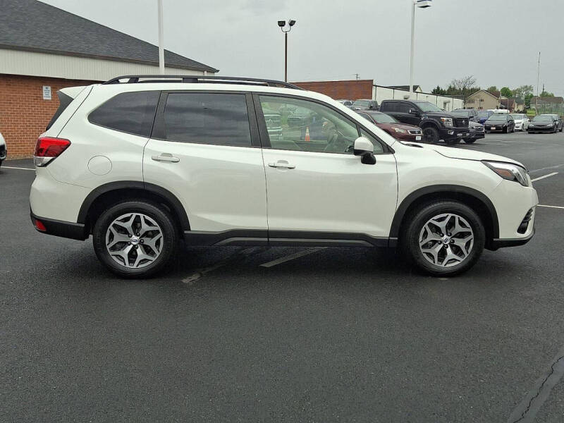 2023 Subaru Forester Premium