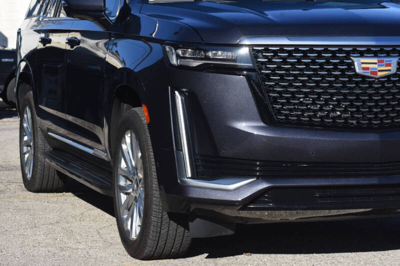 2022 Cadillac Escalade ESV Premium Luxury photo 5