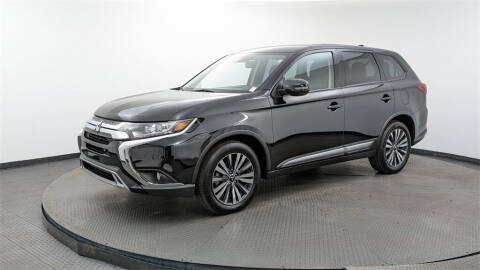 2020 Mitsubishi Outlander SE