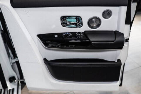 2025 Rolls-Royce Phantom