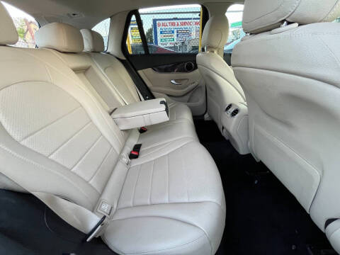 2017 Mercedes-Benz GLC GLC 300 4MATIC