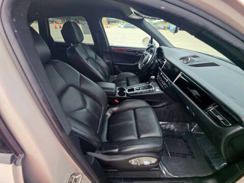 2020 Porsche Macan