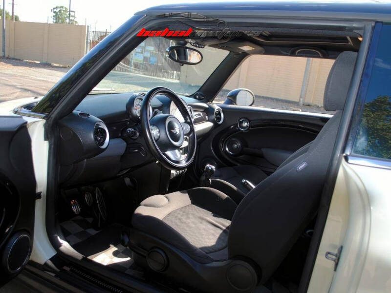 2010 MINI Cooper John Cooper Works