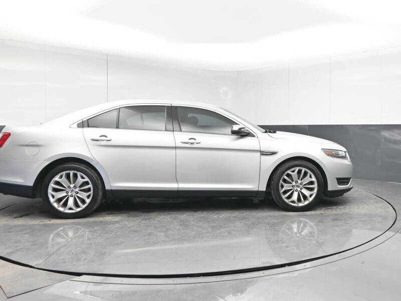 2018 Ford Taurus Limited