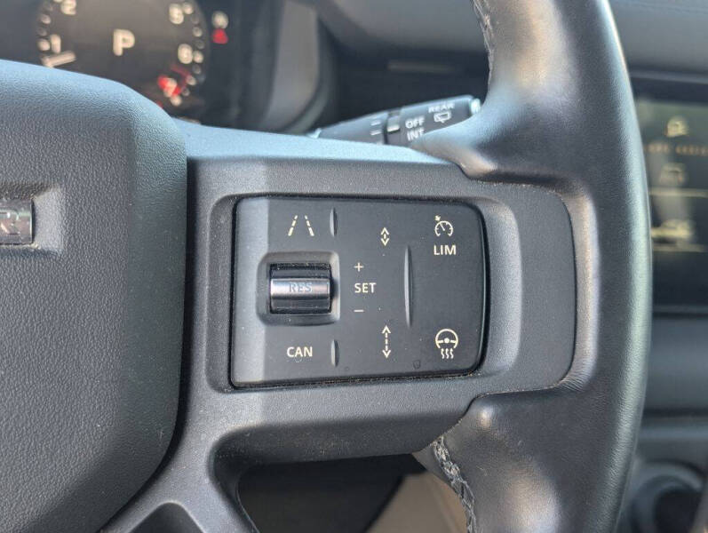 2024 Land Rover Defender 90 P400 X-Dynamic SE