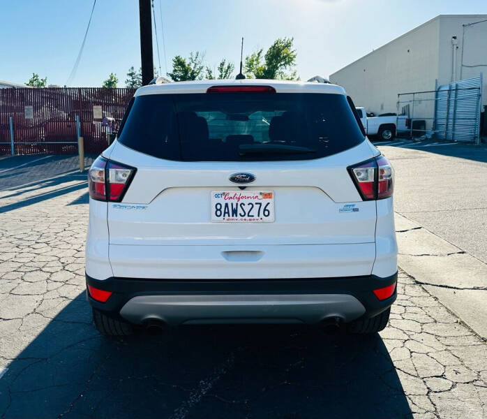 2018 Ford Escape SE photo 7