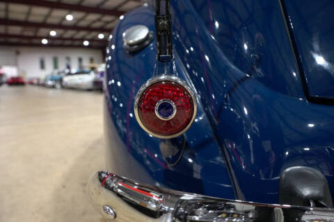 1937 Ford Deluxe