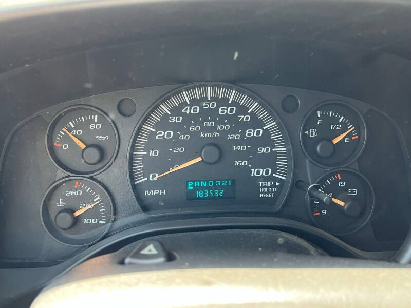 2006 GMC Savana LS 2500