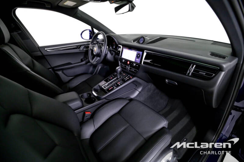 2022 Porsche Macan
