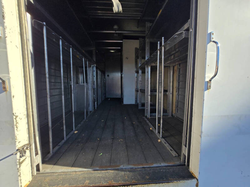 2012 Ford E-Series E-450 SD