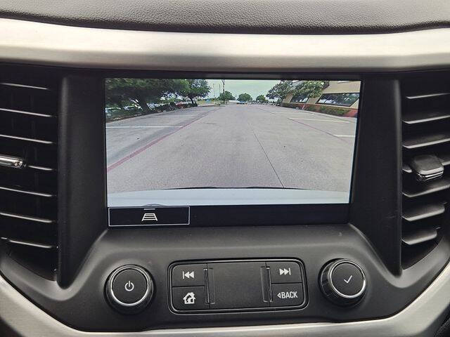 2022 GMC Acadia SLT