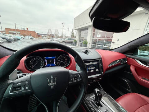 2017 Maserati Levante S