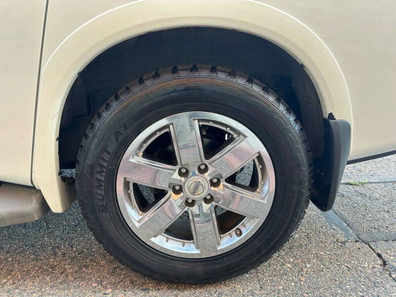 2014 Nissan Armada Platinum