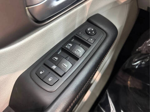 2018 Chrysler Pacifica Touring L