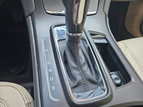 2013 Lincoln MKS