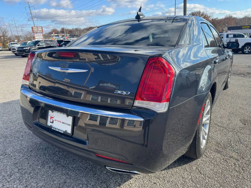 2018 Chrysler 300