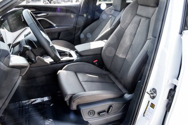 2025 Audi Q5 quattro Premium Plus TFSI