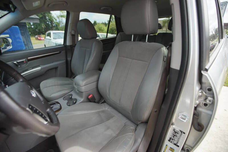 2011 Hyundai Santa Fe SE
