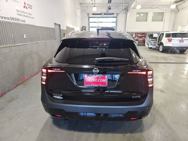 2026 Nissan Kicks SV