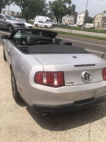 2012 Ford Mustang V6