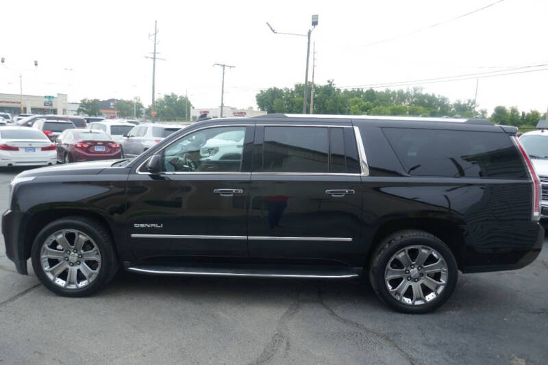 2017 GMC Yukon XL Denali