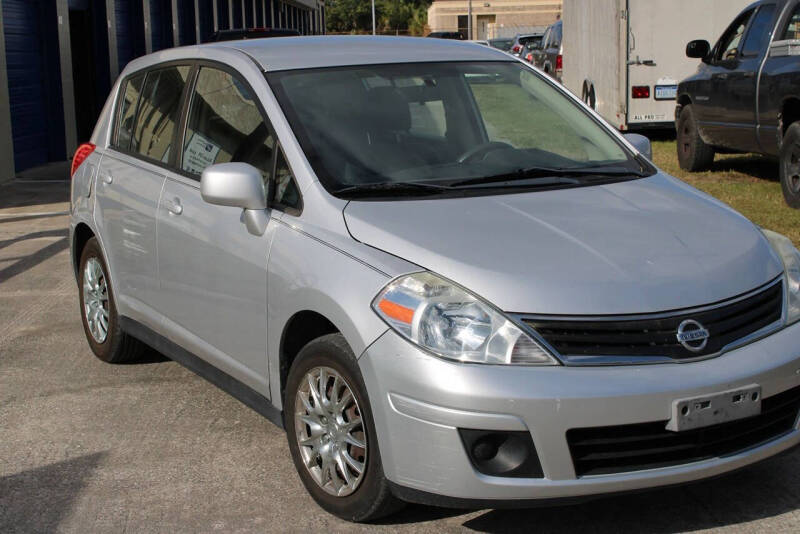 2011 Nissan Versa 1.8 S