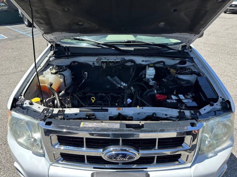 2011 Ford Escape XLS