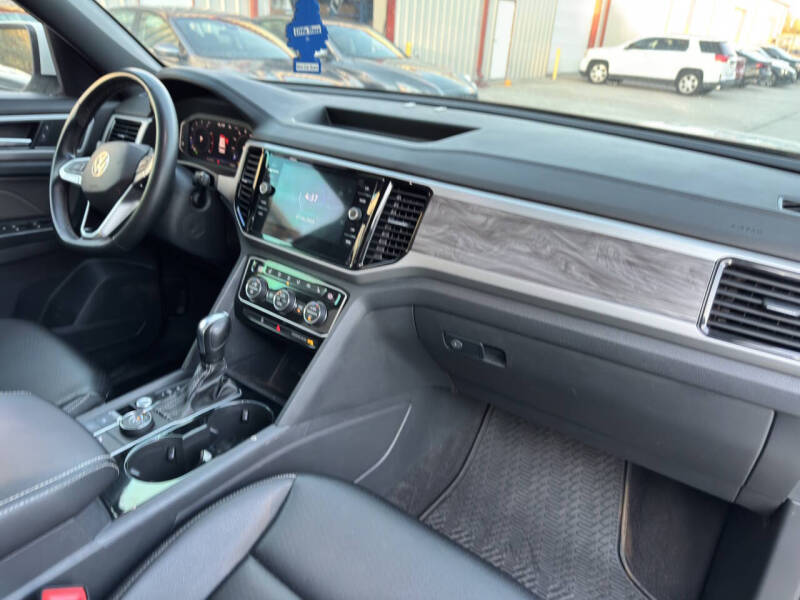 2022 Volkswagen Atlas Cross Sport V6 SE 4Motion