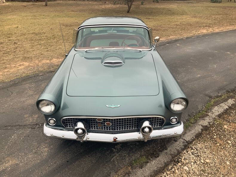 1956 Ford Thunderbird