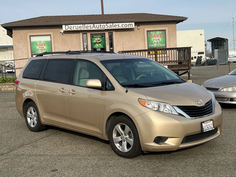 2012 Toyota Sienna for sale at Deruelle's Auto Sales in Shingle Springs CA