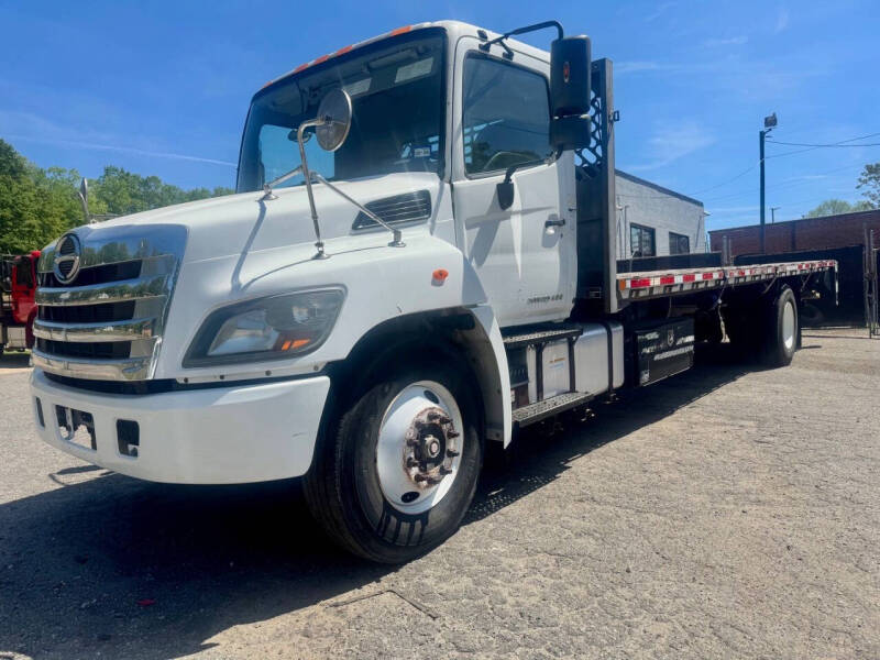 2018 Hino 338