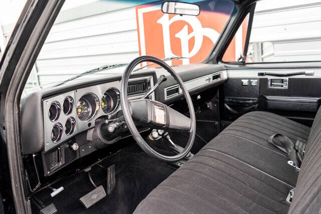 1985 Chevrolet C/K 20 Series 9