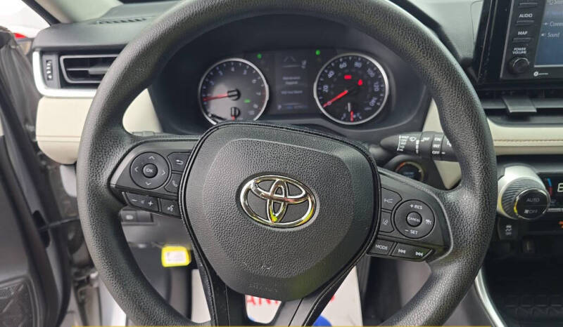 2021 Toyota RAV4 XLE
