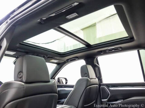 2025 Cadillac Escalade Sport