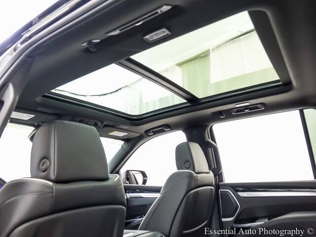 2025 Cadillac Escalade Sport