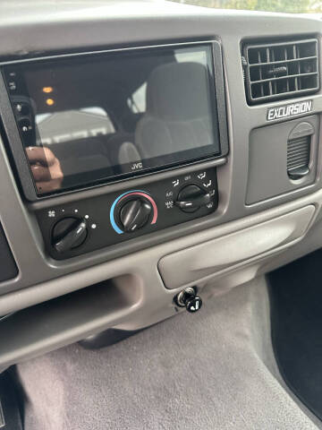 2001 Ford Excursion XLT