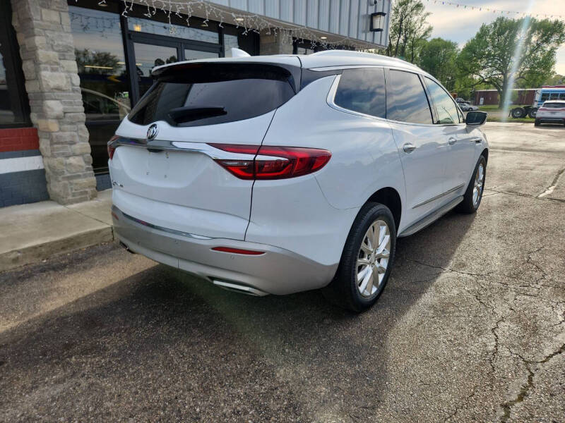 2021 Buick Enclave Essence
