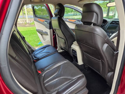 2017 Lincoln MKC Select