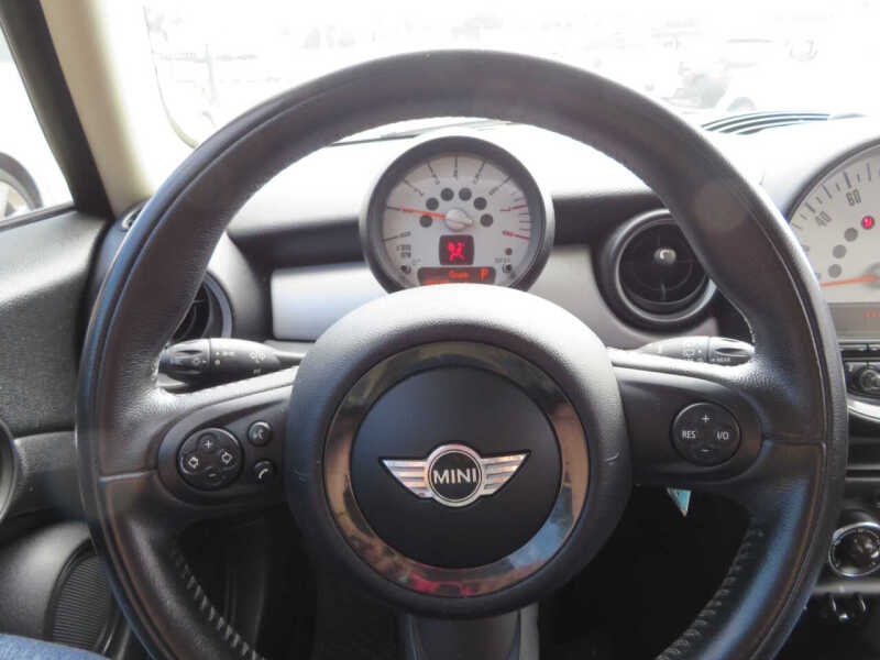 2011 MINI Cooper
