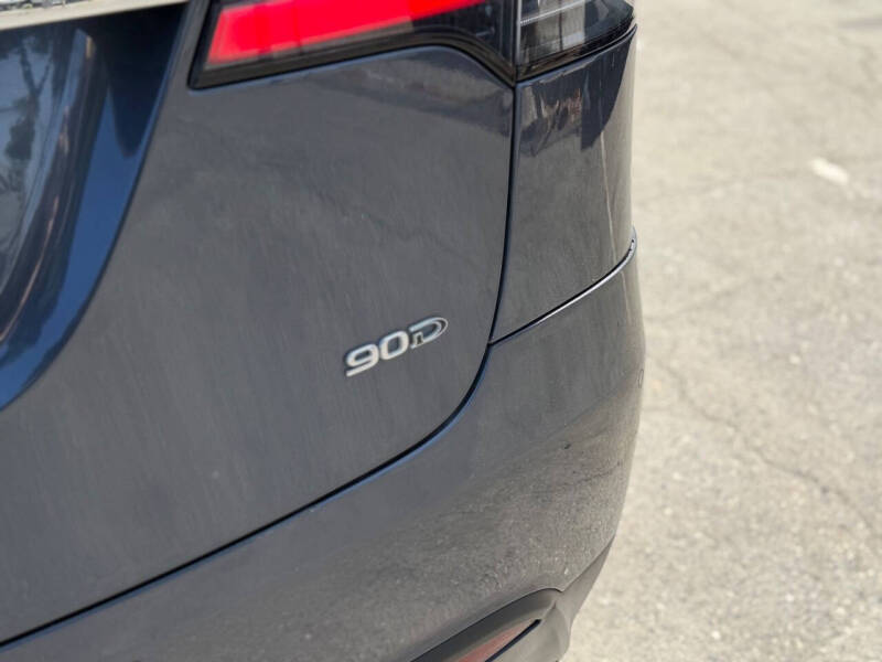 2016 Tesla Model X 90D