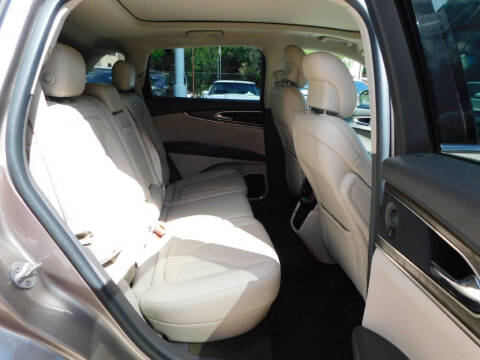 2019 Lincoln Nautilus Reserve