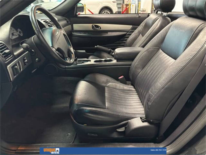 2005 Ford Thunderbird Deluxe