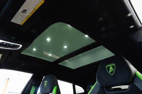 2024 Lamborghini Urus Performante