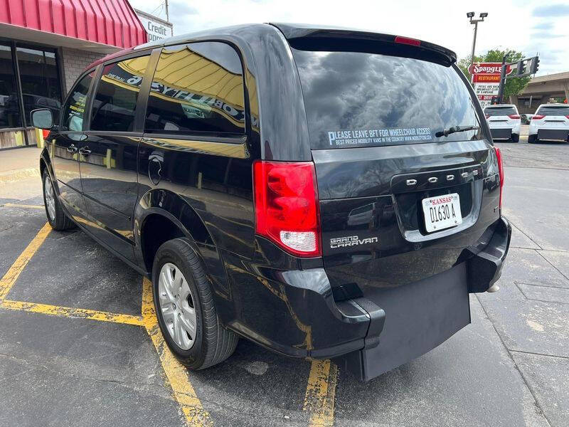 2016 Dodge Grand Caravan SE