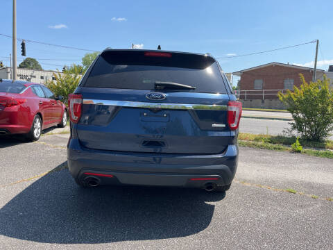 2016 Ford Explorer